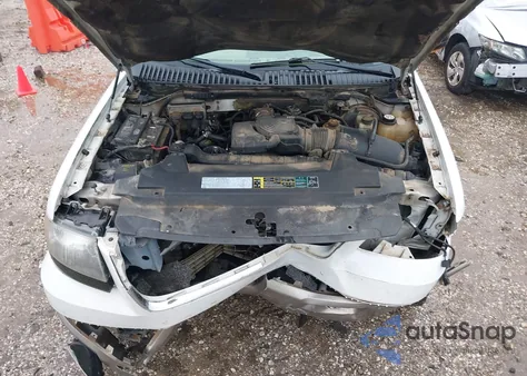 2003 Ford Expedition Eddie Bauer из США, поврежденный, VIN 1FMFU17L03LC02548